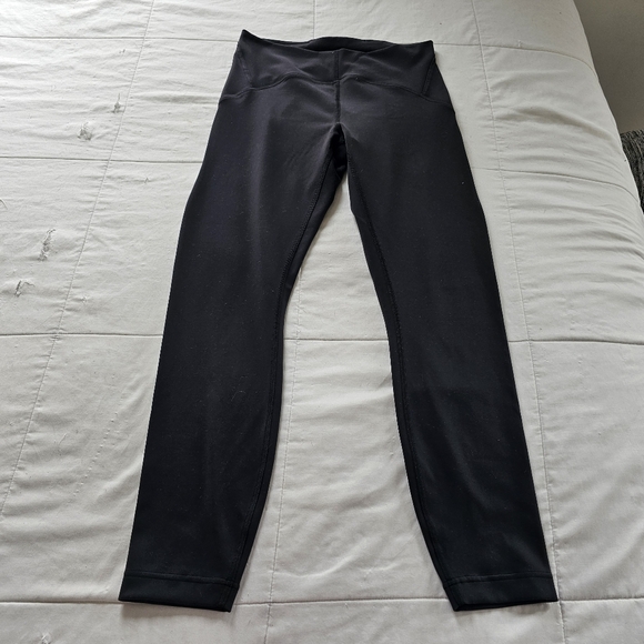 Lululemon InStill High-Rise Tights 25" in Black - Picture 4 of 5